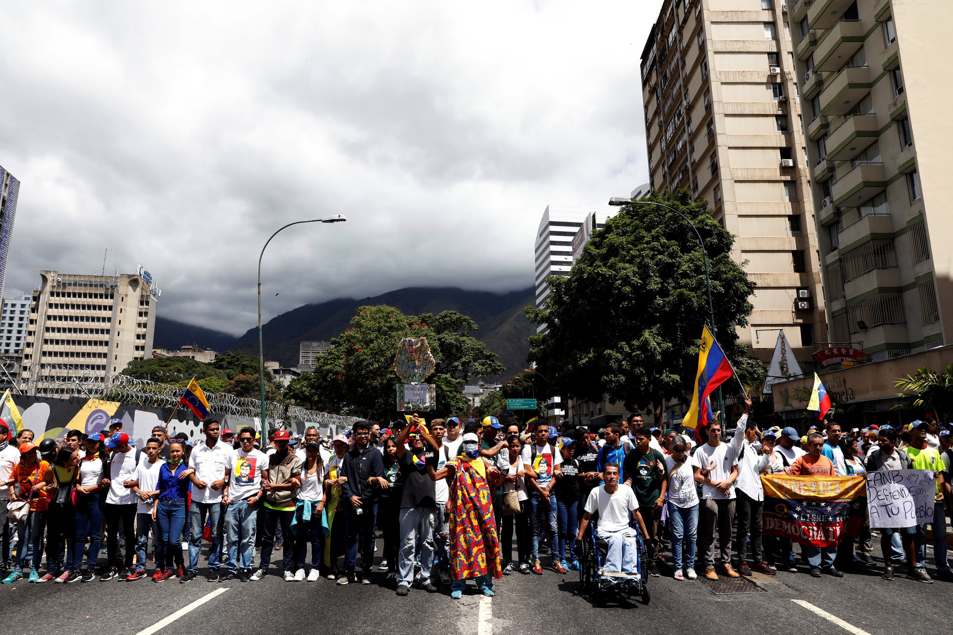 Maioria de brasileiros que vivem na Venezuela não quer deixar o país