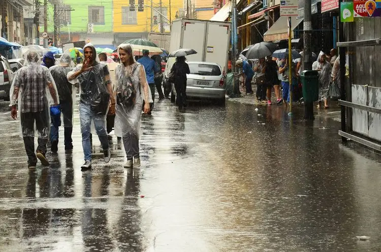 Forte chuva na Região Metropolitana de São Paulo causa prejuízos diversos na manhã de hoje (26) (Rovena Rosa/Agência Brasil)