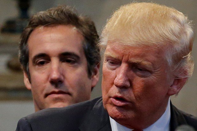 Depoimento de Cohen ao Congresso volta a pressionar Trump