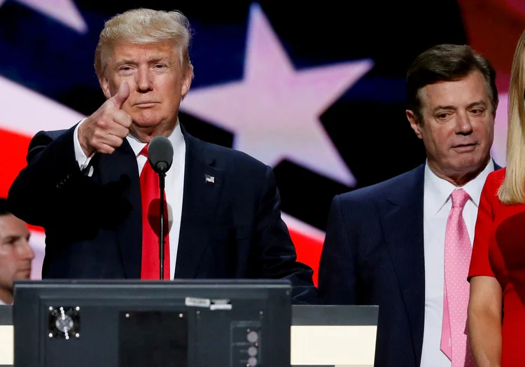 Donald Trump: o presidente americano na época em que era candidato ao cargo ao lado de seu, então diretor de campanha, Paul Manafort (Rick Wilking/File Photo/Reuters)