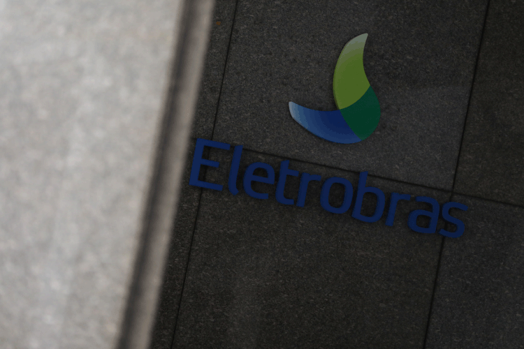 Eletrobras: estatal vendeu ações de empresas de transmissão que a subsidiária Furnas havia comprado (Pilar Olivares/Reuters)