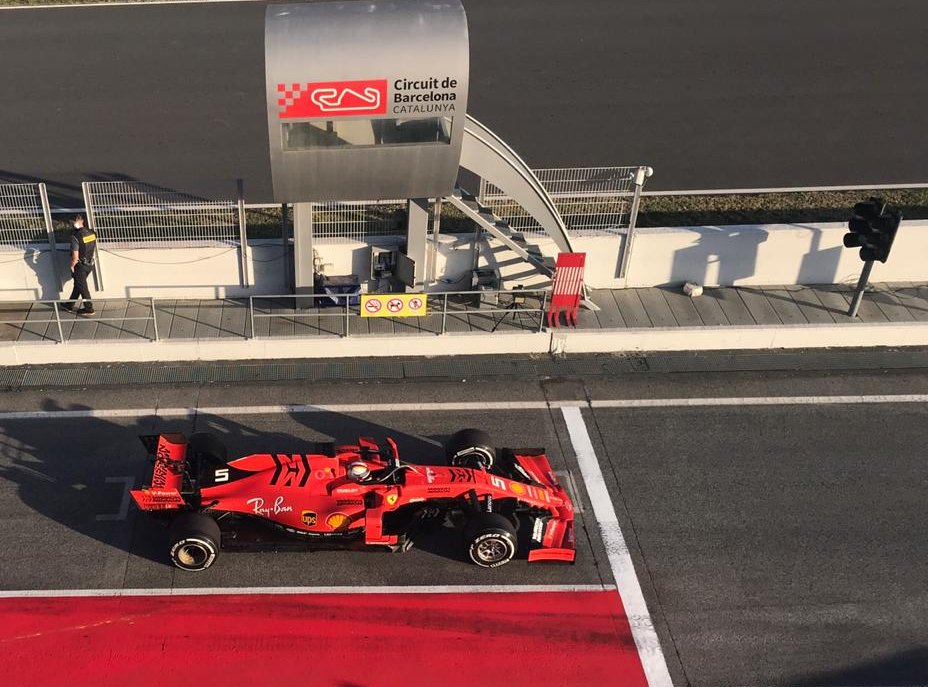 Ferrari lidera primeiro dia de testes da Fórmula 1 em Barcelona