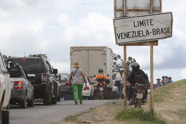 Fronteira: Os dois sargentos foram alojados em instalações da Operação Acolhida em Pacaraima (William Urdaneta/Reuters)