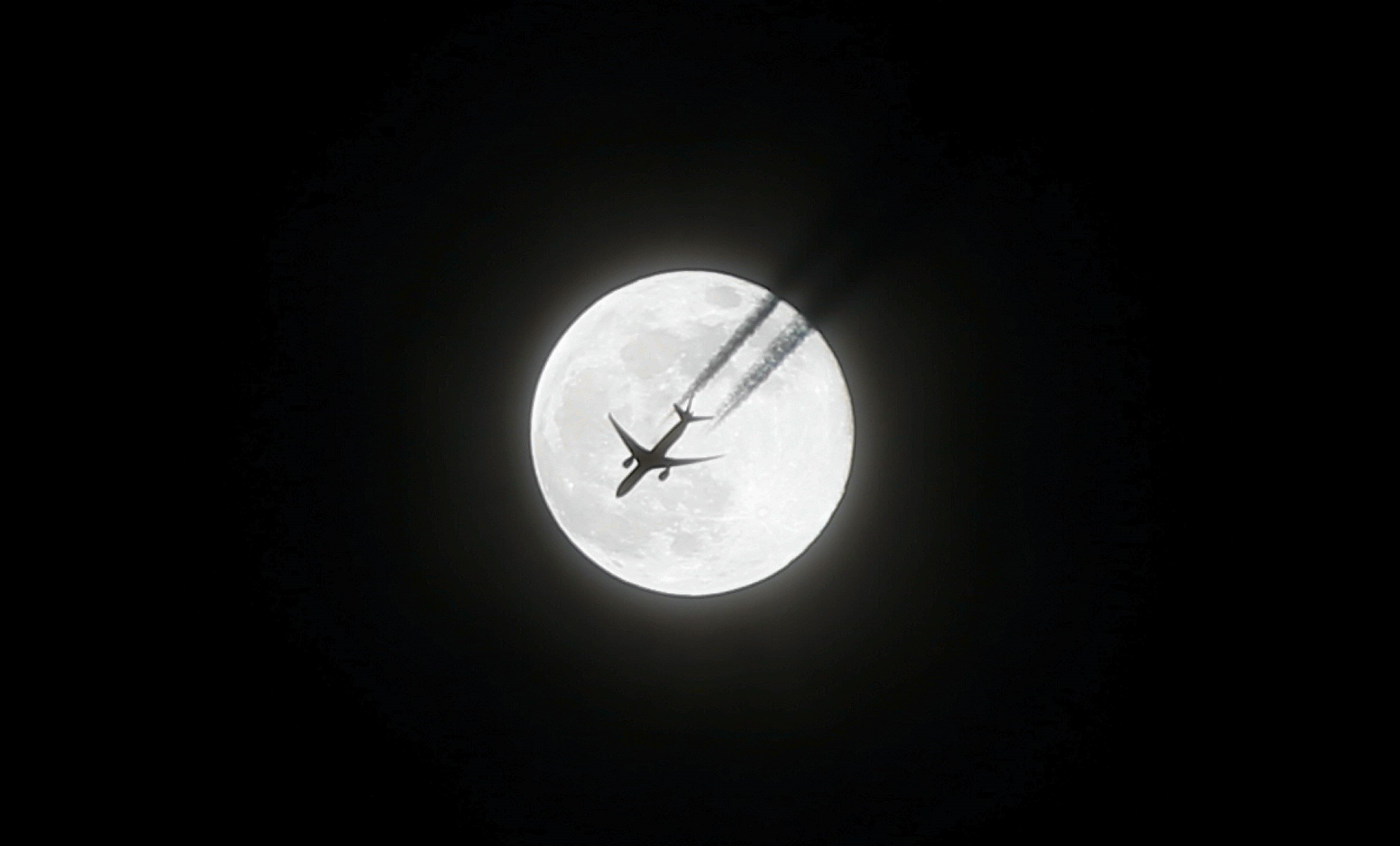 Fenômeno da Superlua poderá ser visto no Brasil nesta quinta-feira (7)