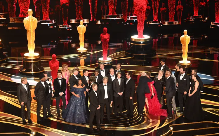 Elenco, produtores e diretor de "Green Book" recebem o Oscar de "Melhor Filme" (Kevin Winter/Getty Images)