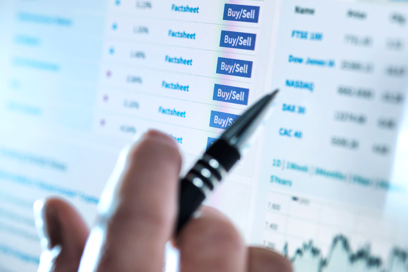 Após máximas, Ibovespa fecha em queda com reflexos do Itaú