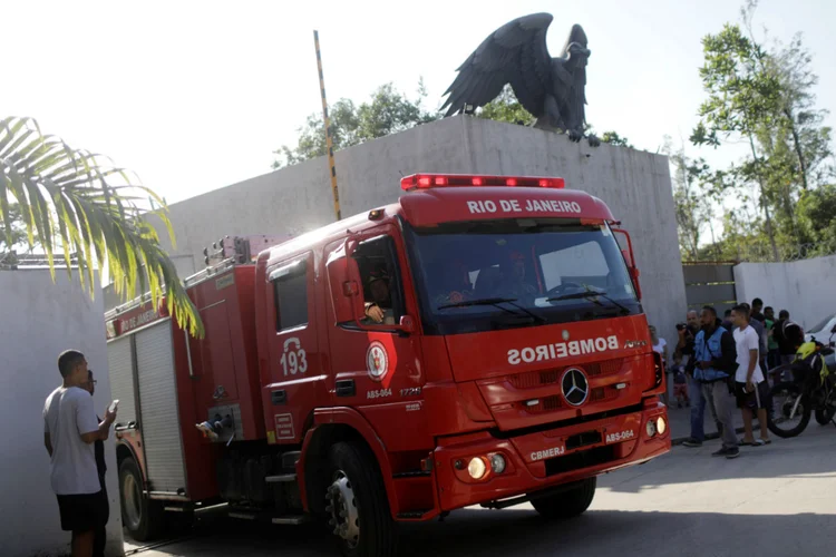 A fire truck is seen in front of the training center of Rio's soccer club Flamengo, after a deadly fire in Rio de Janeiro, Brazil February 8, 2019. REUTERS/Ricardo Moraes
 (Ricardo Moraes/Reuters)