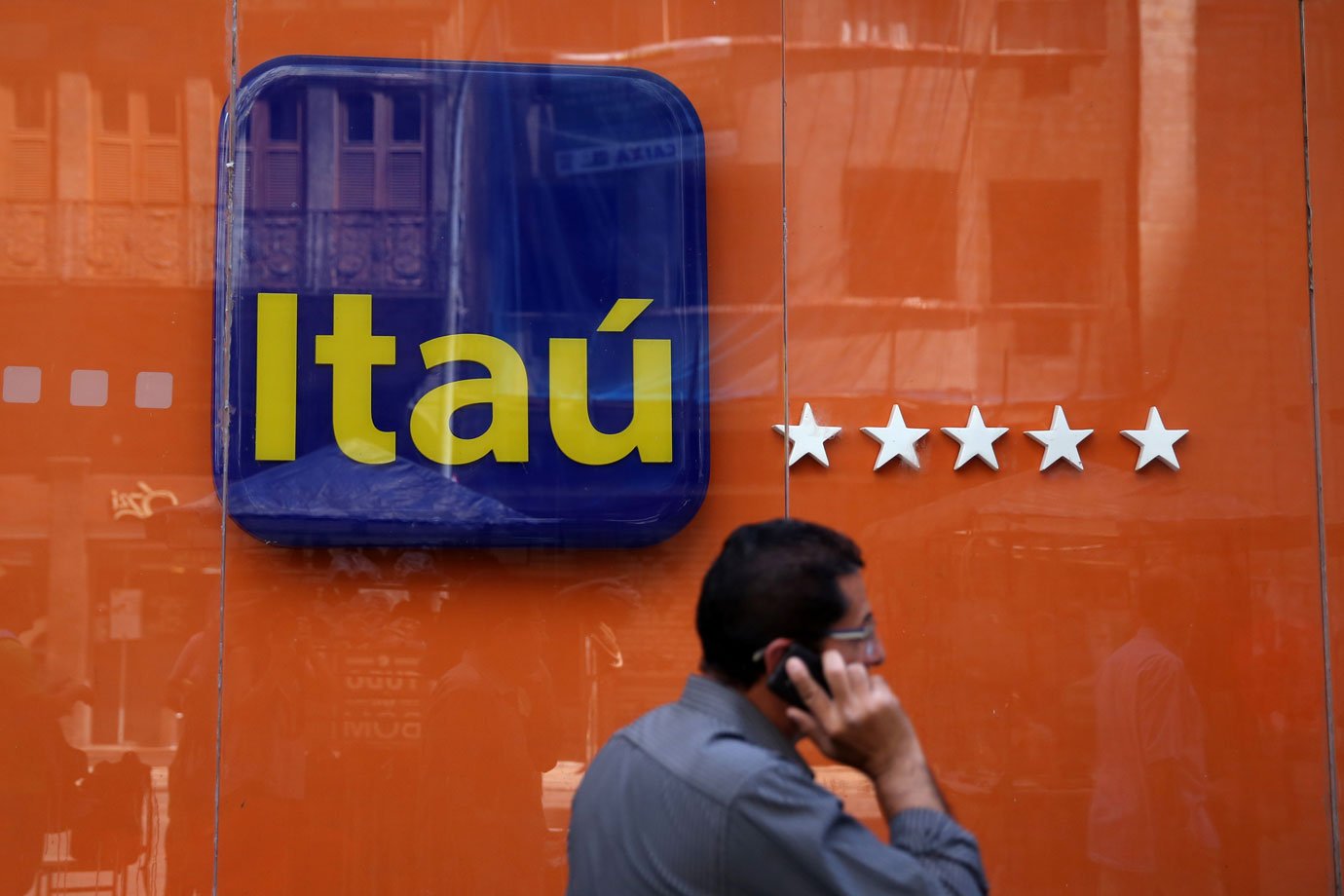 Itaú faz campanha para renegociar dívidas e prevenir nome sujo