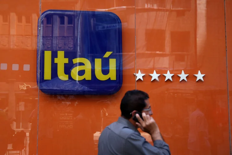 Itaú: banco anunciou PDV e fechamento de agências (Pilar Olivares/Reuters)