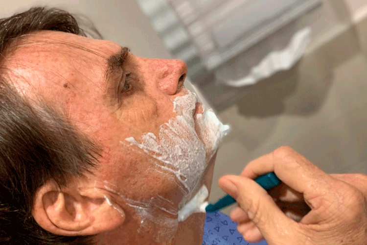 Jair Bolsonaro: Presidente ficou internado mais tempo do que o previsto por complicações clínicas (Reprodução Jair Bolsonaro/Instagram)