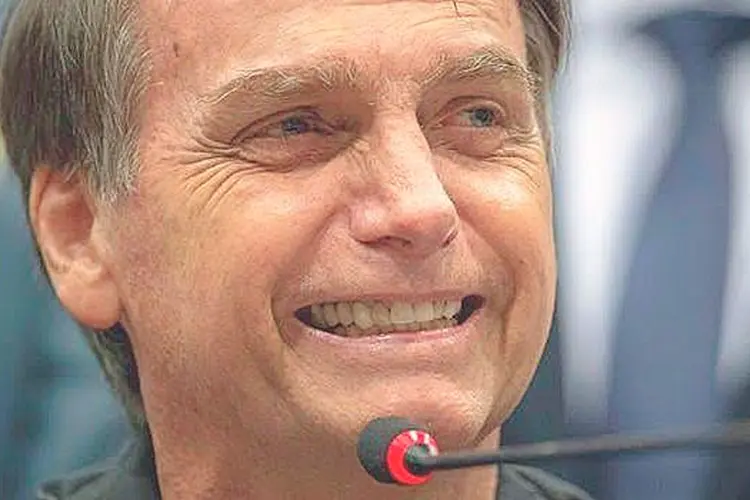 Jair Bolsonaro: Presidente passou 17 dias internado após retirar bolsa de colostomia (Reprodução Twitter/Reprodução)