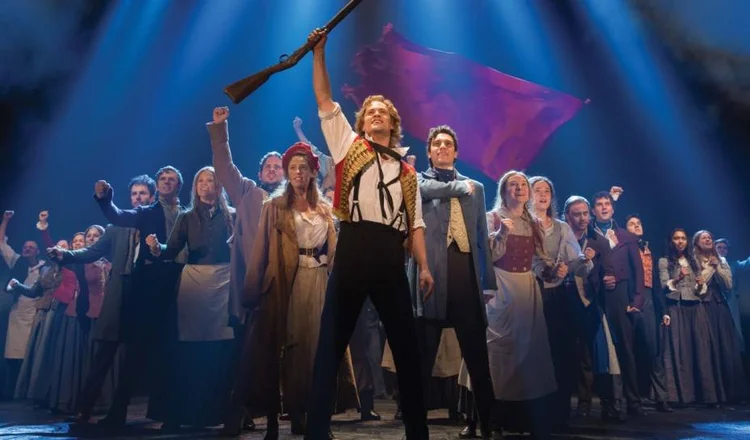 Musical "Les Misérables" em São Paulo (T4F/Divulgação)