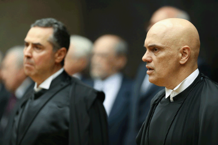 Barroso e Moraes: Ministros discordam em tema da legalização das drogas (Fabio Rodrigues Pozzebom/Agência Brasil)