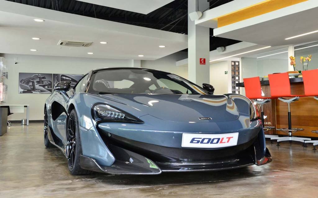 Com velocidade máxima de 328 km/h, McLaren 600LT é lançado no Brasil