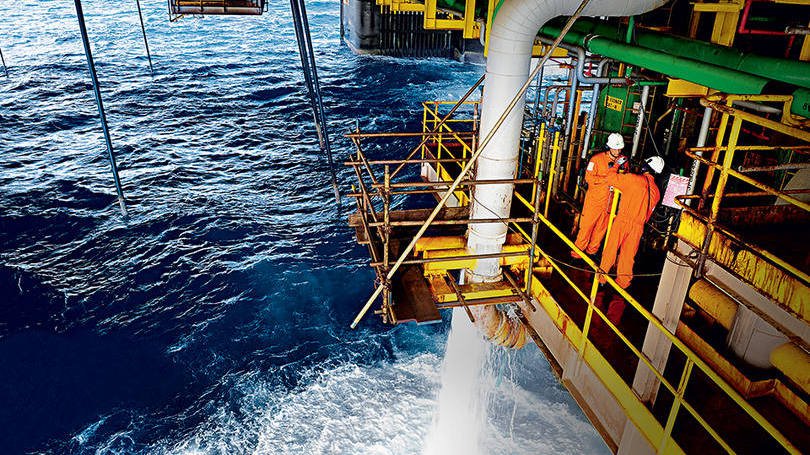 ANP realiza leilões para vender blocos de petróleo e gás de 8 estados brasileiros