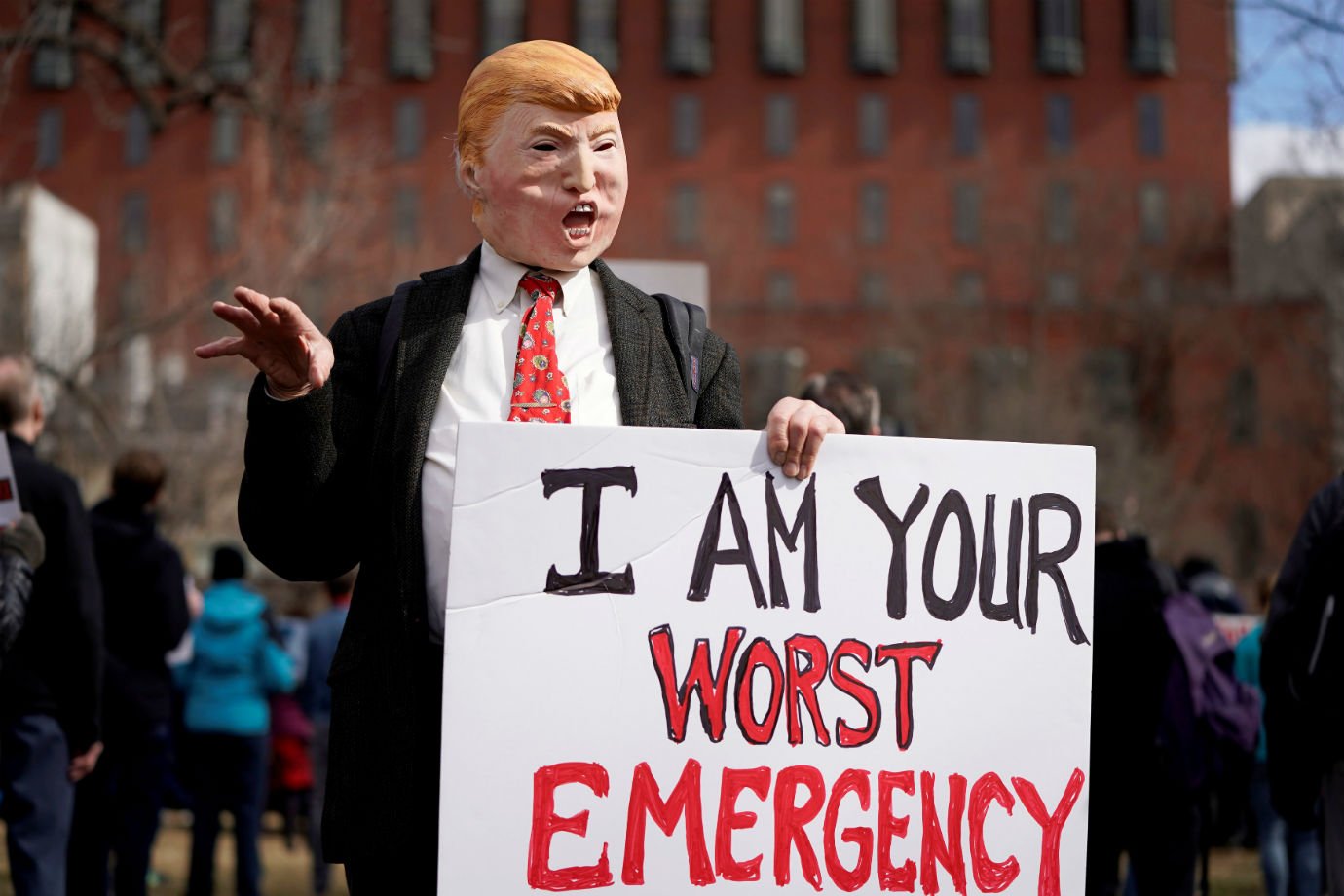 Manifestantes protestam contra Donald Trump no Dia do Presidente