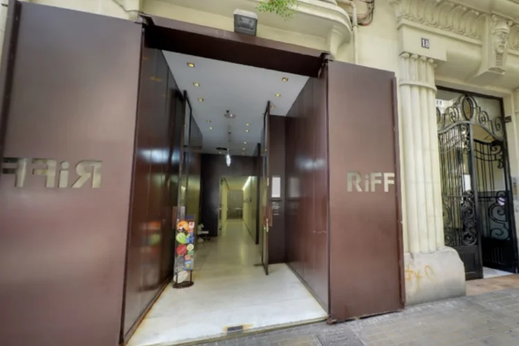 Valência, Espanha: Restaurante Riff (Google Street View/Reprodução)