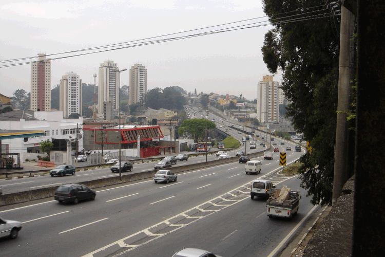 Rodovia Raposo Tavares, em São Paulo (Reprodução/Wikimedia Commons)