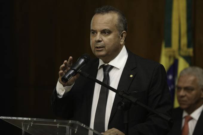 Bolsonaro receberá texto da Previdência quinta ou sexta-feira, diz Marinho