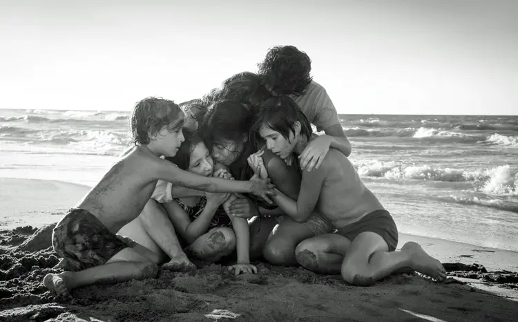 Cena do filme "Roma", do mexicano Alfonso Cuarón: concorrente tanto na categoria de "Melhor filme estrangeiro" como na de "Melhor filme" (Carlos Somonte/Divulgação)