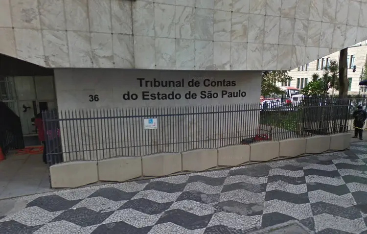 Três funcionários do Tribunal de Contas de São Paulo receberam R$ 222.586,05 de remuneração bruta em janeiro - média de R$ 74 mil cada um (Google Street View/Reprodução)
