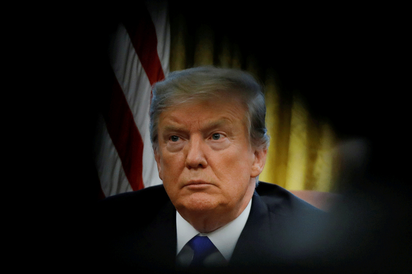 Câmara derruba declaração de emergência para muro de Trump
