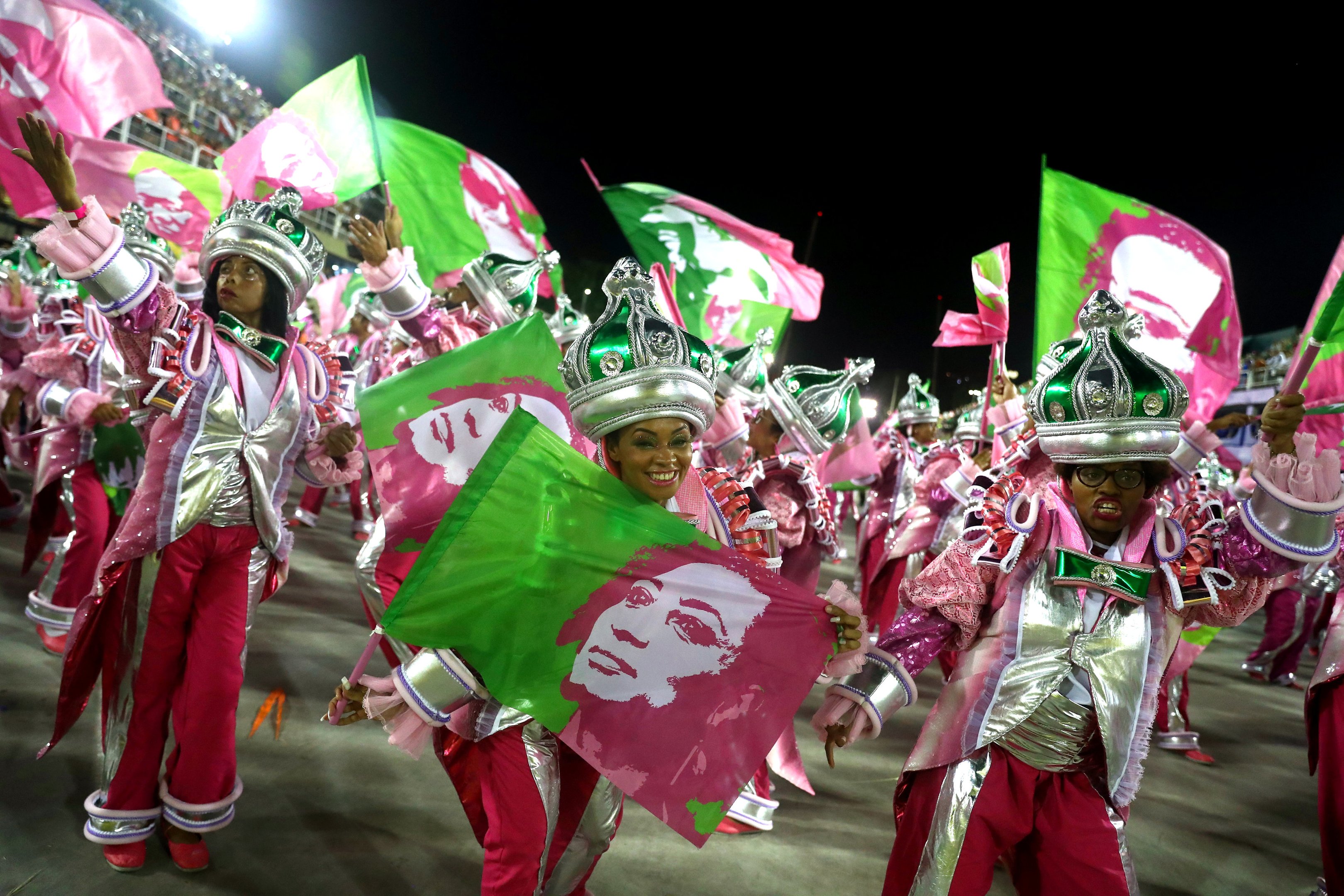 Mangueira é a campeã do carnaval do Rio