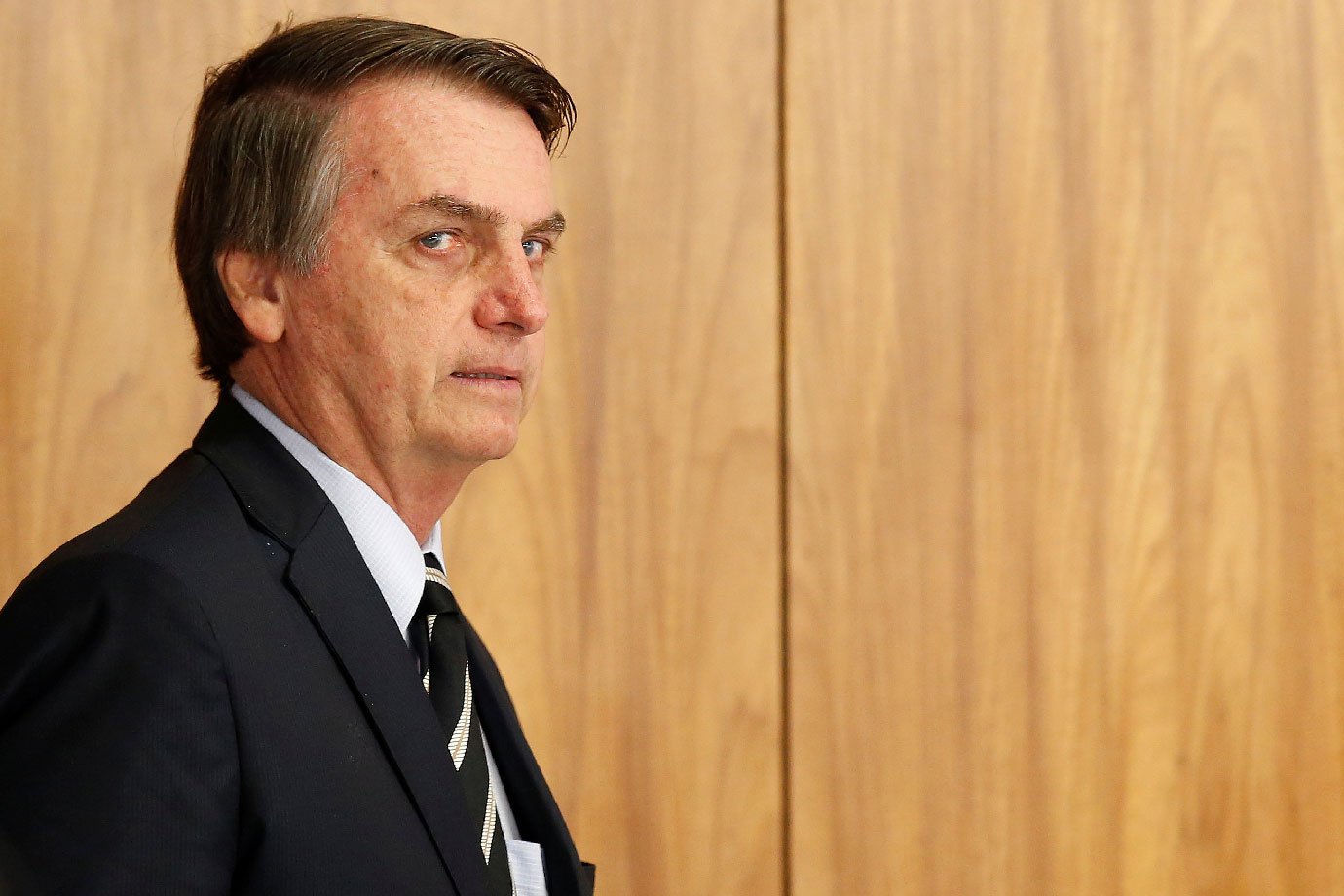 Bolsonaro usa poder para tentar intimidar imprensa, dizem OAB e Abraji