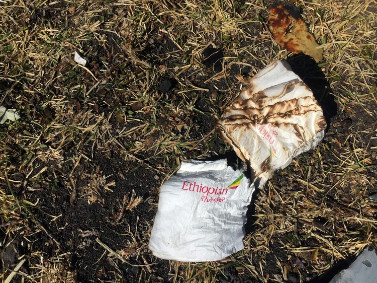 Conselho Nacional de Segurança em Transportes dos EUA enviará quatro pessoas para ajudar no acidente fatal da Ethiopian Airlines (Tiksa Negeri/Reuters)