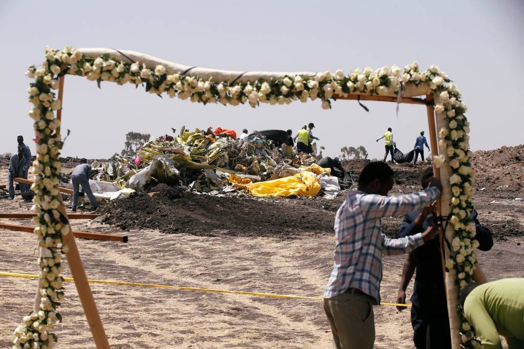 Acidente na Etiópia: Pilotos lutaram para salvar avião, diz relatório