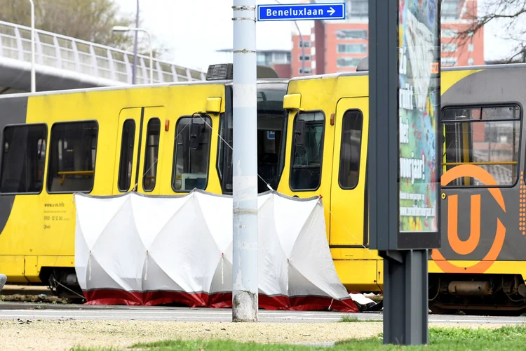 Atentado em Utrecht: polícia está atrás de possível responsável pelo ataque terrorista (Piroschka van de Wouw/Reuters)