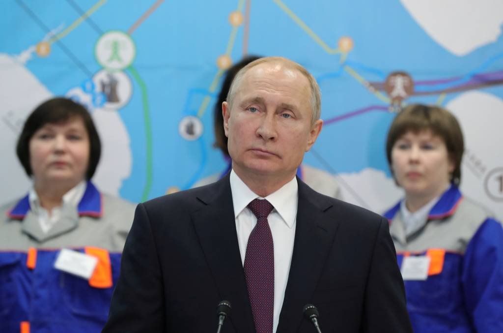 Putin inaugura centrais elétricas na Crimeia no 5º aniversário da anexação