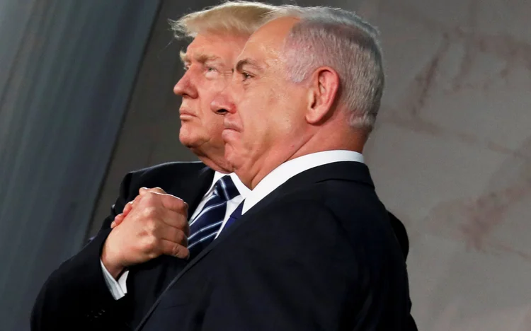 Alguns analistas se perguntam se Netanyahu receberá outros "presentes" dos Estados Unidos durante sua visita (Jonathan Ernst/Reuters)