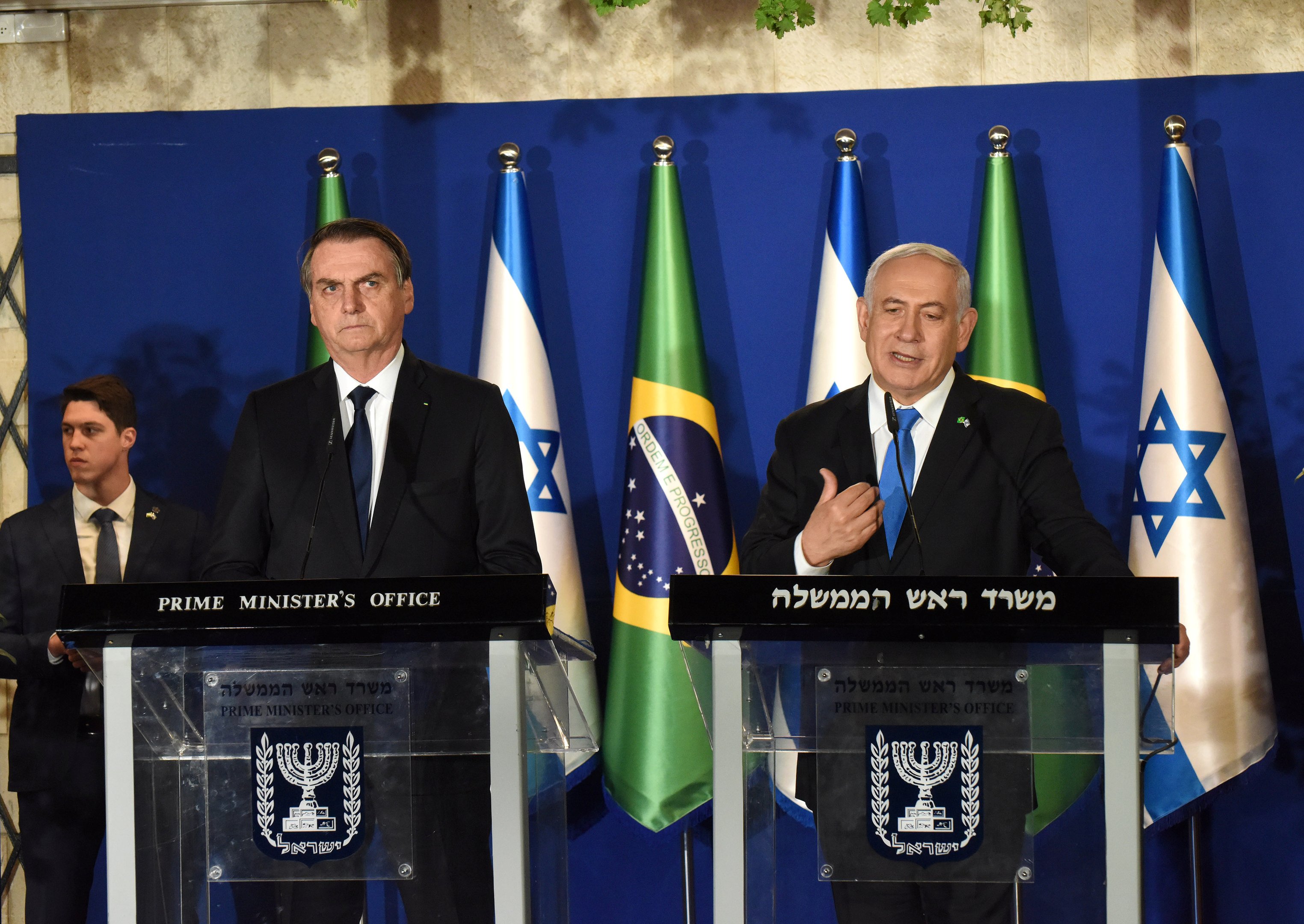 Com visita inédita, Bolsonaro mira evangélicos e Netanyahu, reeleição