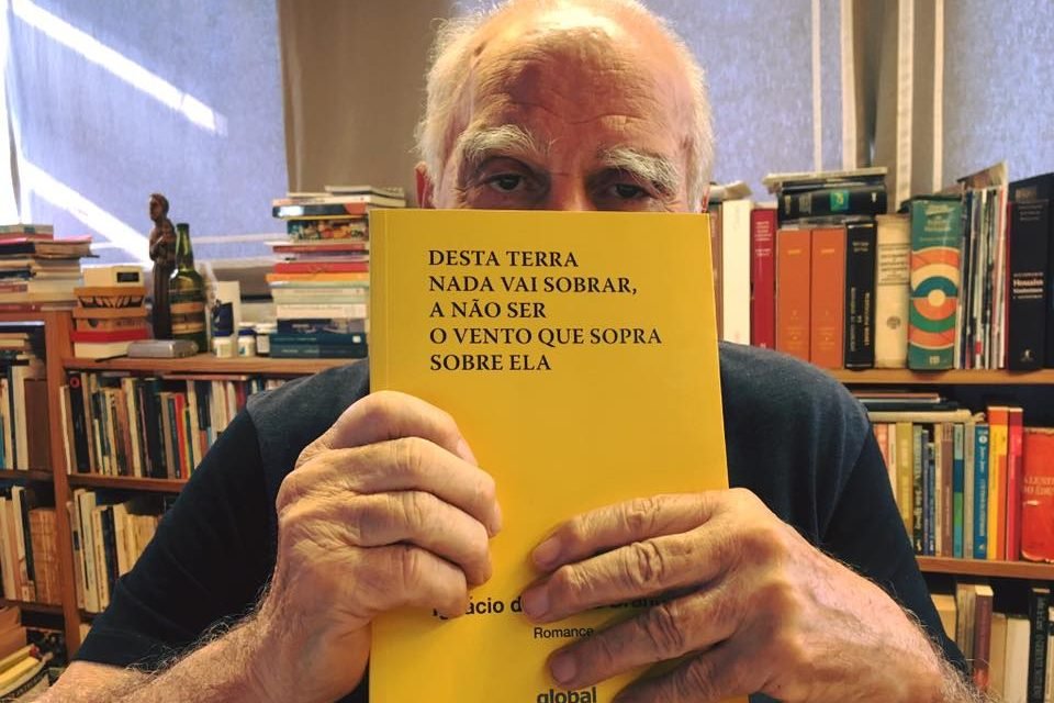 Escritor Ignácio de Loyola Brandão é o novo imortal da ABL
