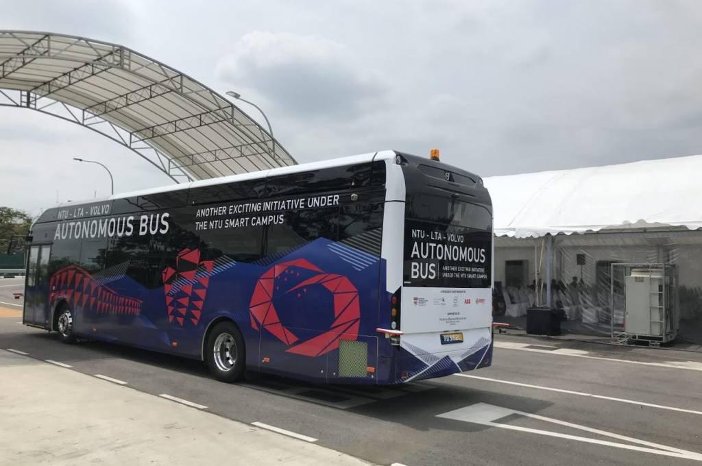 O ônibus sem motorista já chegou a Singapura