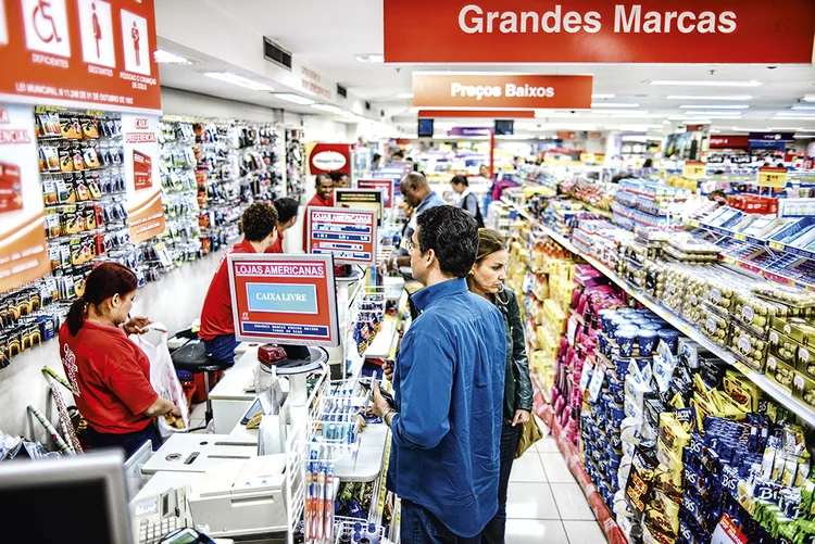 Lojas Americanas: a Americanas e as rivais Via Varejo e Magazine Luiza têm crescentemente usado suas lojas para que os clientes retirem produtos comprados pela internet (Alexandre Battibugli/Exame)