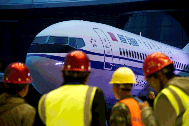 Aeronave: acidente caiu minutos depois de decolar (Thomas Peter/Reuters)