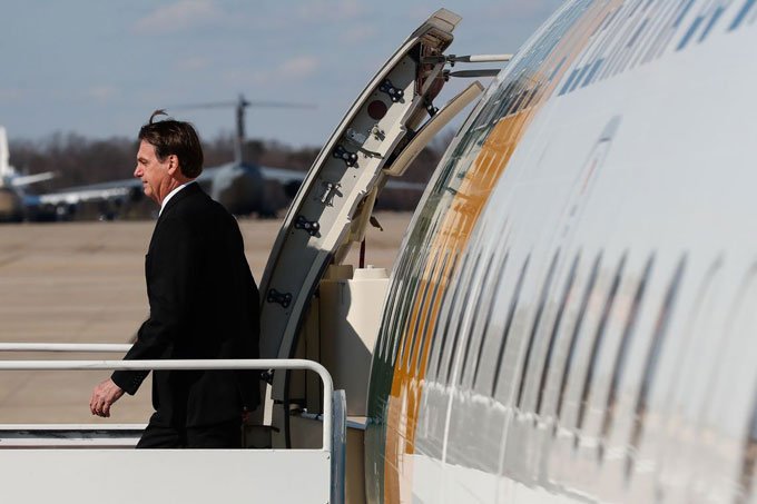 Bolsonaro prepara conversa espinhosa com Trump e tudo para ler hoje
