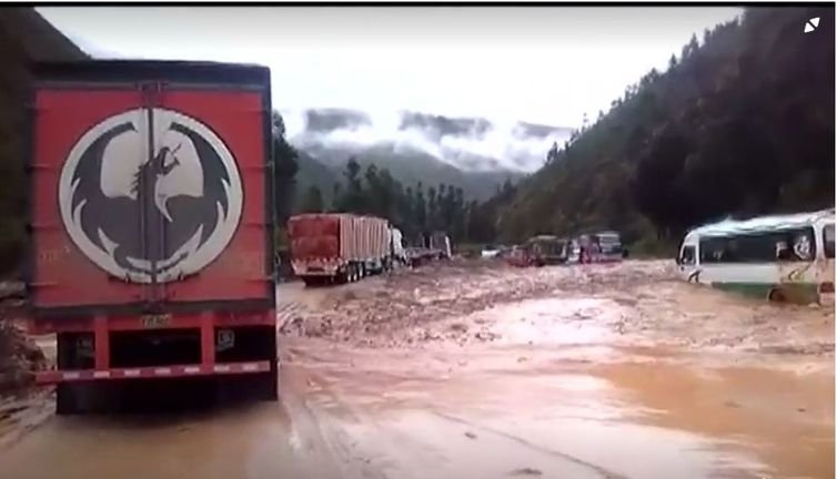 Temporais no Peru provocam mortes, feridos e deslizamentos de terra