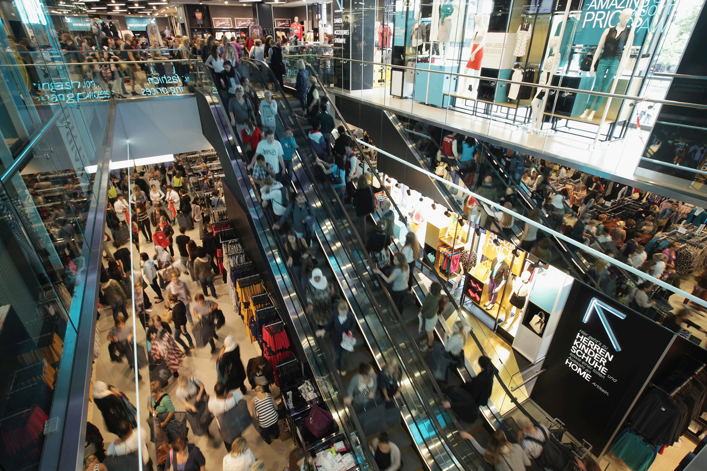 Preços ao consumidor dos EUA registram primeira alta em quatro meses
