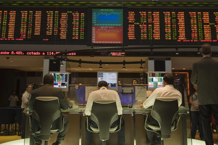 Sao Paulo Stock Exchange (BOVESPA).  The trade floor is now a cultural center, since the negotiations became totally electronic. A live presentation of  a trading system.Photo Marcos Issa (Marcos Issa/Bloomberg/Bloomberg)