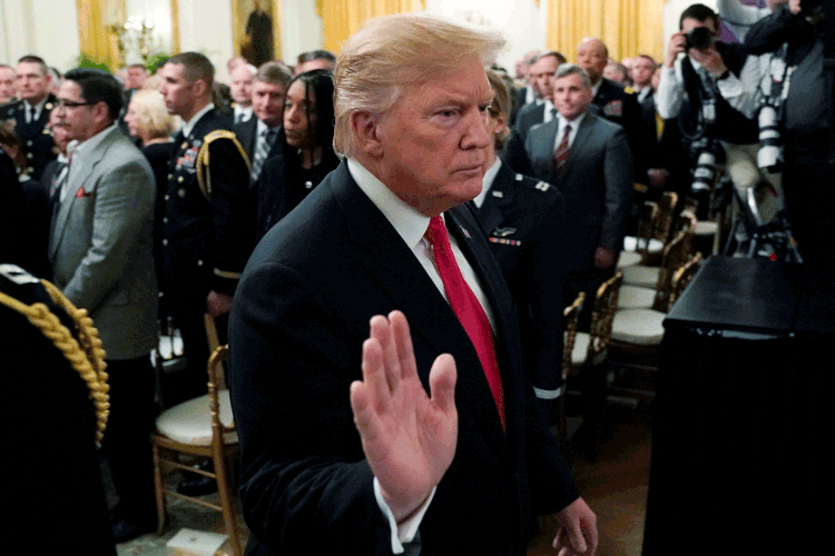 Donald Trump: de acordo com a pesquisa, 47% dos norte-americanos acreditam que o Congresso não deve conduzir audiências de impeachment (Jonathan Ernst/Reuters)