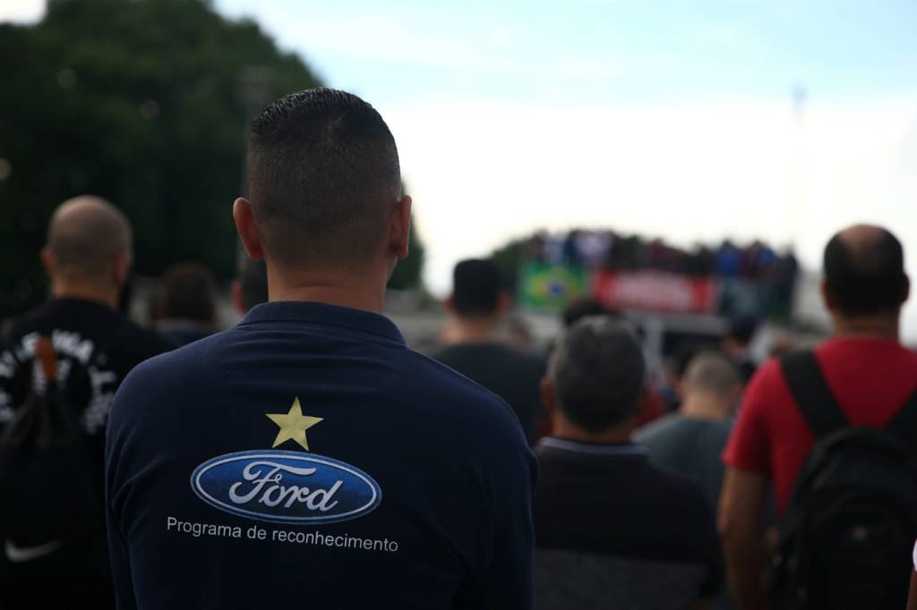 Protesto de trabalhadores da Ford na fábrica em São Bernado do Campo (SP) (Amanda Perobelli/Reuters)