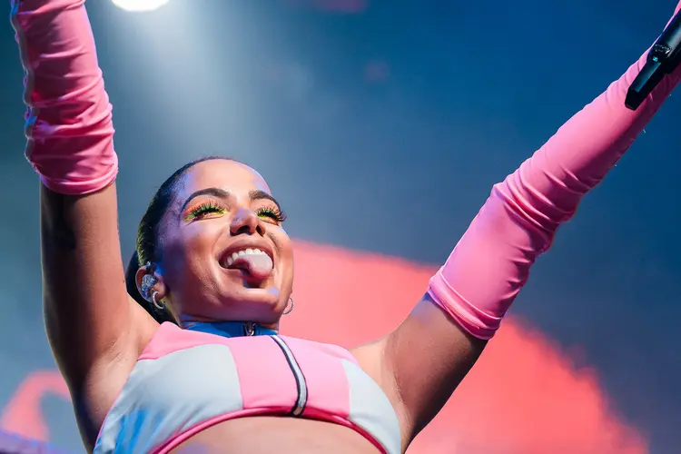 Anitta: "Vocês estavam com saudades de ver álbum meu aí na rua? (Mauricio Santana/Getty Images)