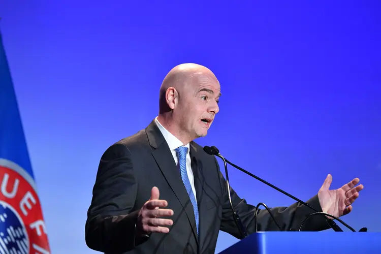 Infantino foi uma das autoridades presentes ao velório em Santos (UEFA/UEFA/Getty Images)