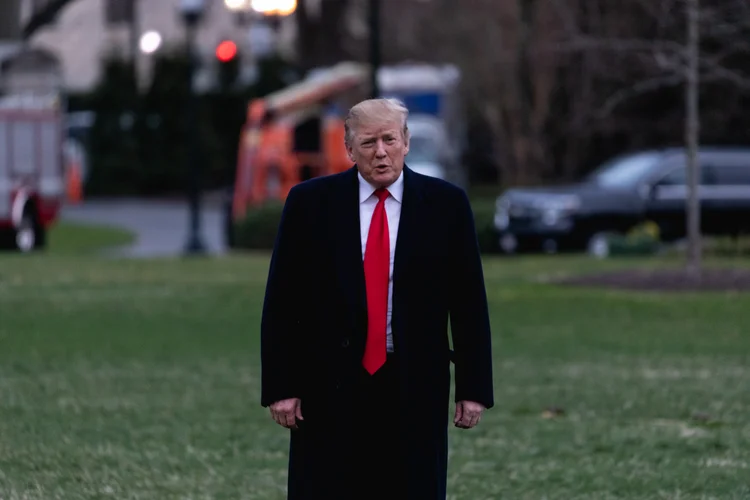 Trump: democratas alertaram sobre desencadeamento da decisão do presidente americano (NurPhoto / Contributor/Getty Images)