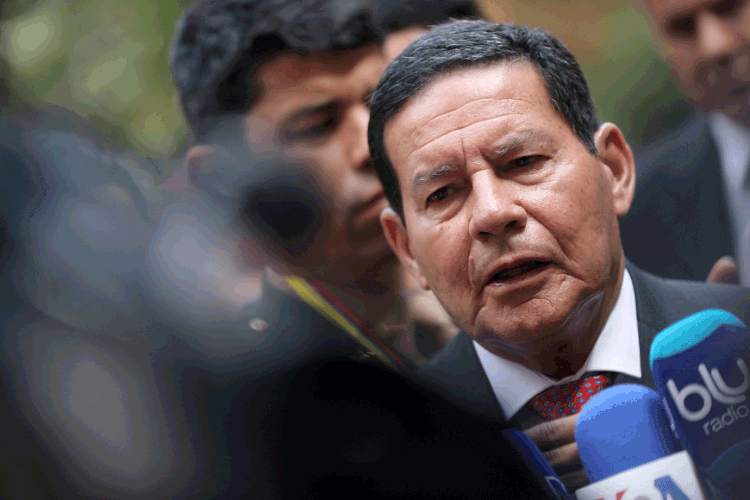 Mourão: vice-presidente voltou atrás sobre estimativa de economia com previdência dos militares (Luisa Gonzalez/Reuters)