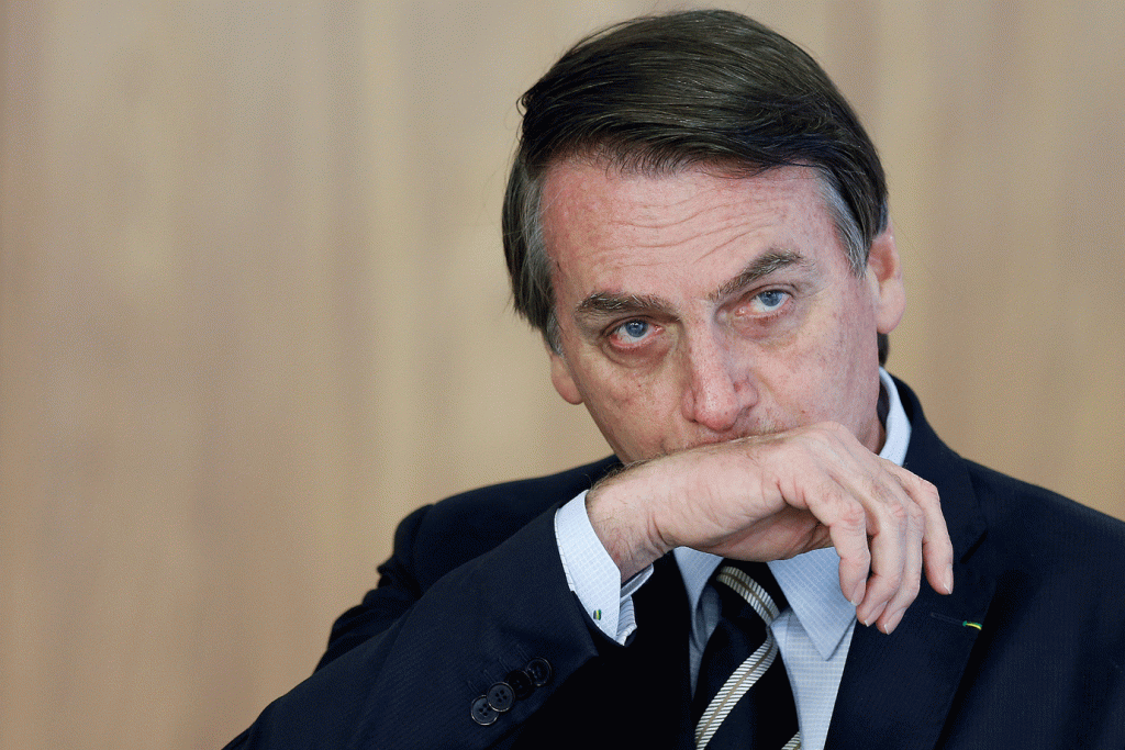 Bolsonaro faz apelo para que Congresso resolva Previdência até meio do ano