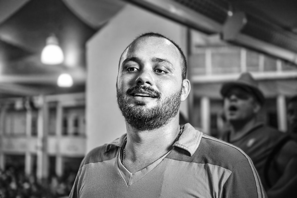 Leandro Vieira, da Mangueira: “quebro a desconfiança trabalhando”